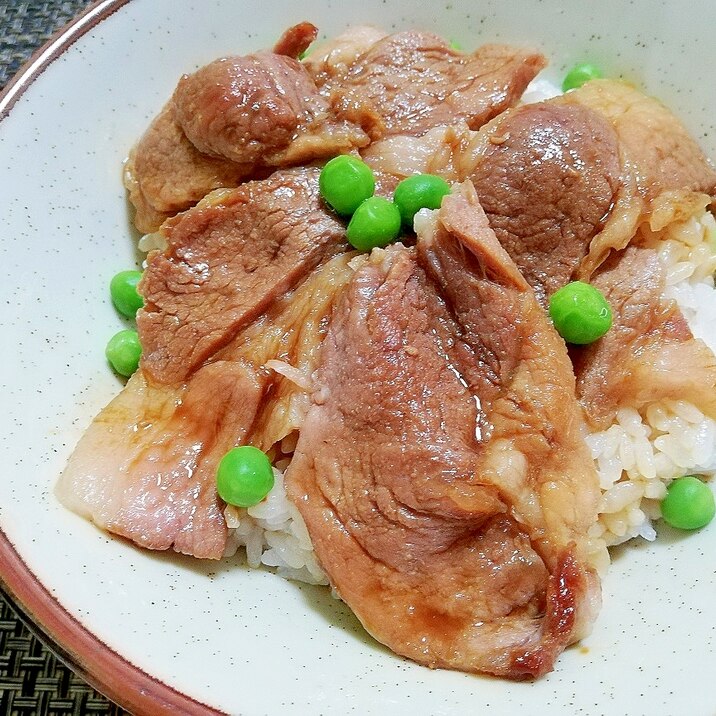 漬けダレで簡単♪豚ロースの豚丼